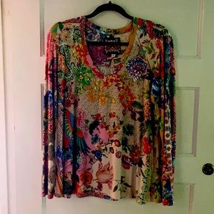 Bright spring floral Johnny Was top